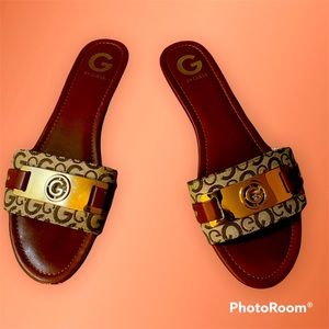 Vintage Brown and Gold Guess by G slides , size 11M narrow fit, can fit 9.5-10.5